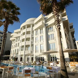Hotel Palace & Durrës